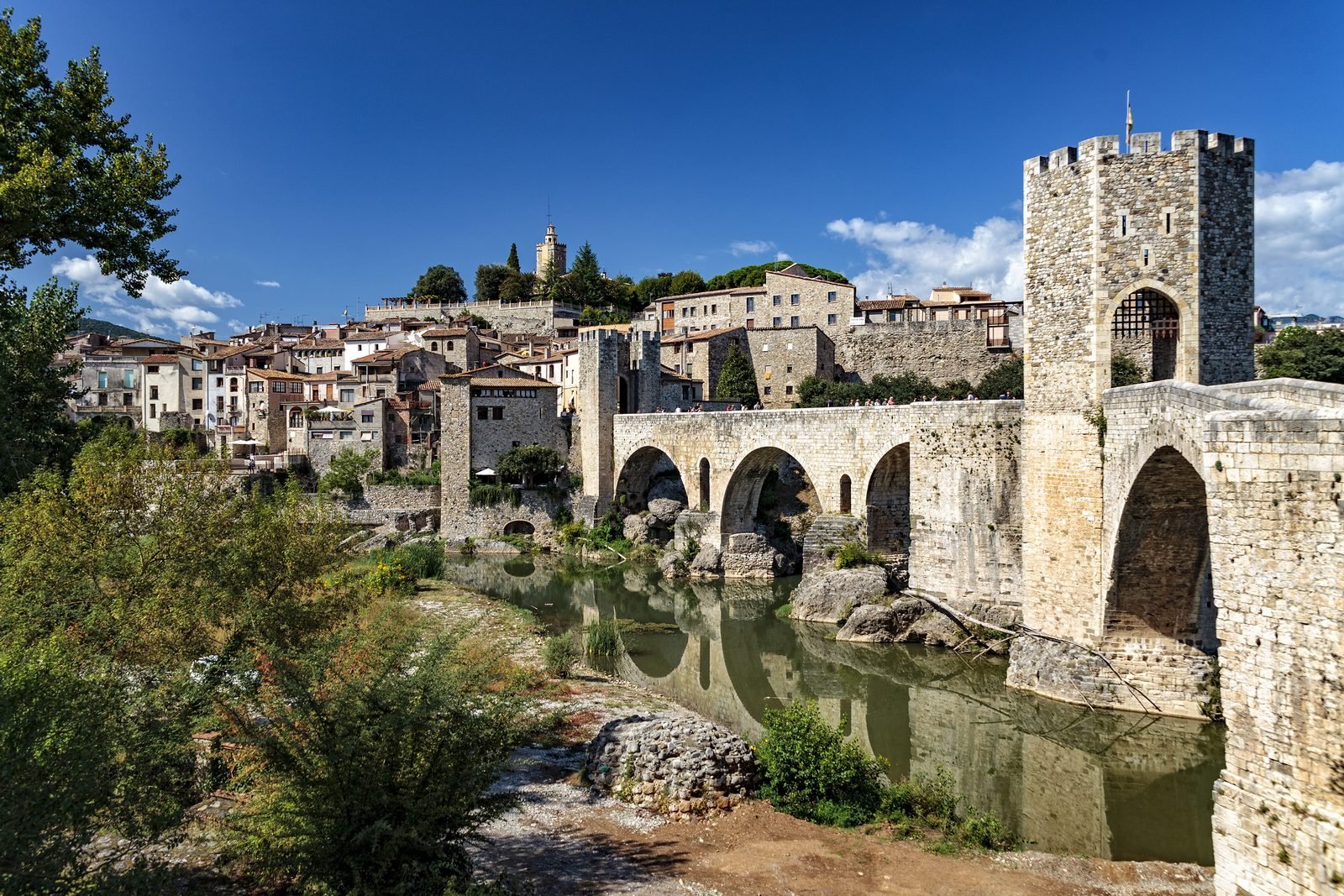 Besalu