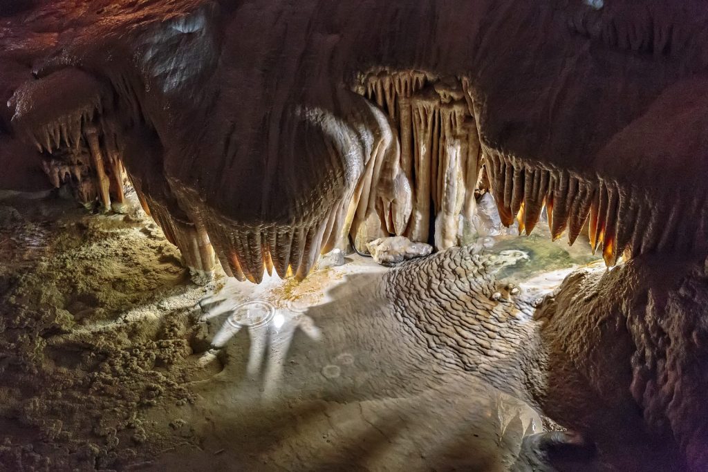 Caves of Las Grans Canaletas, France
