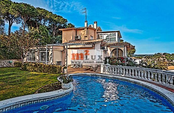 Villa spacieuse à Treumal, Playa de Aro &#8211; Calonge, Costa Brava, Espagne
