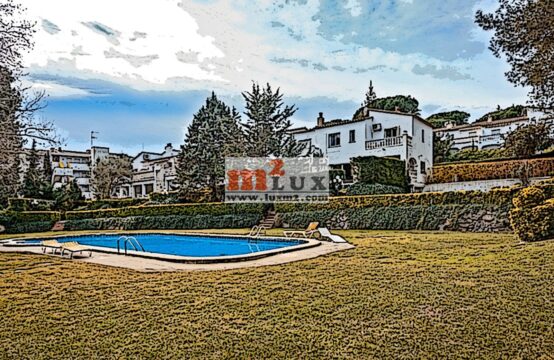 Casa adossada de 3 dormitoris a Platja d&#8217;Aro, Costa Brava.