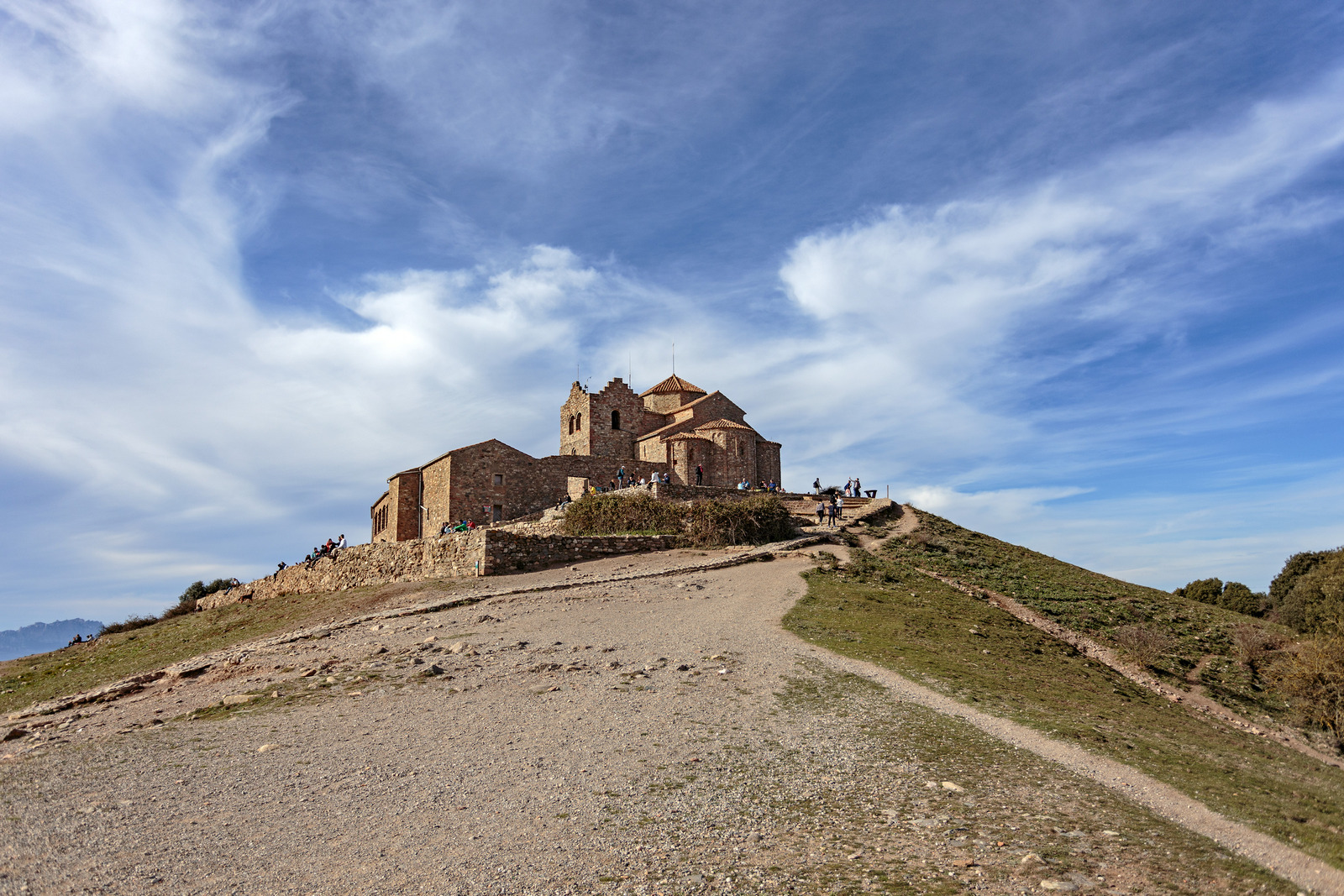 Монастырь Sant Llorenç del Munt