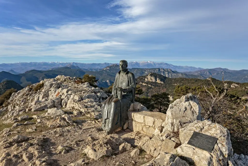 Святилище Santuari de la Mare de Déu del Mont