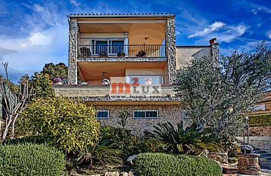 Maison de 4 chambres avec vues sur la mer à Playa de Aro, Costa Brava, Espagne.